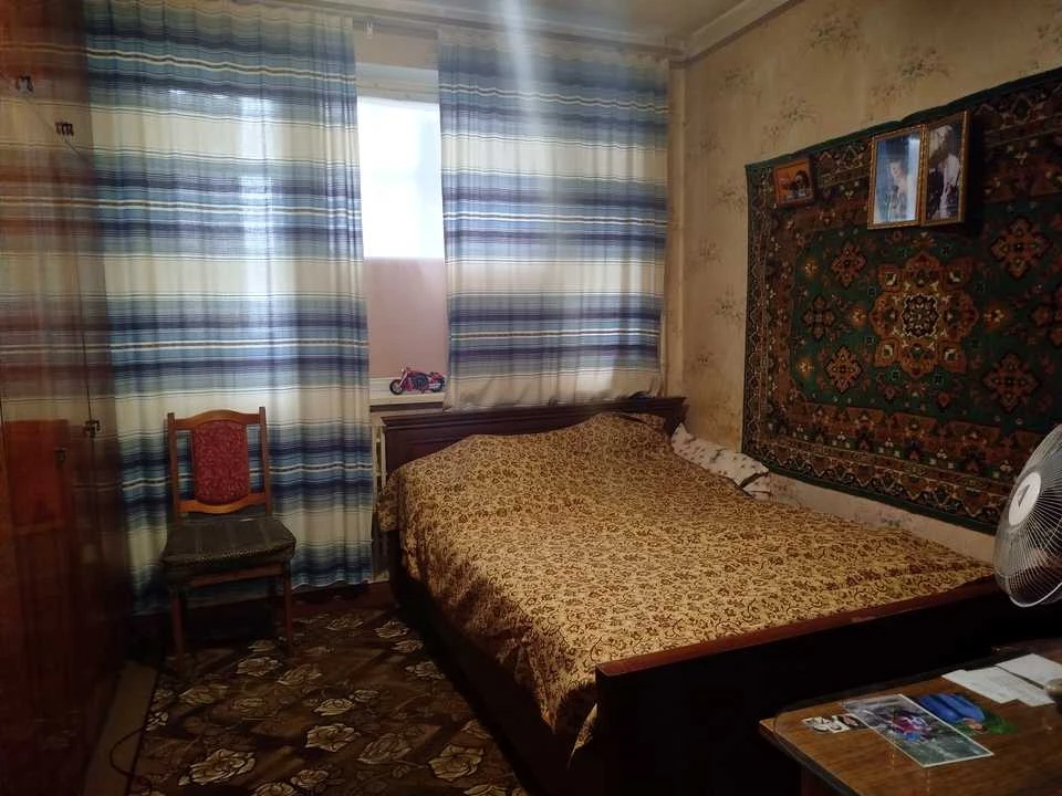 Apartment. Kharkiv, Traktorostudivnyky Ave.