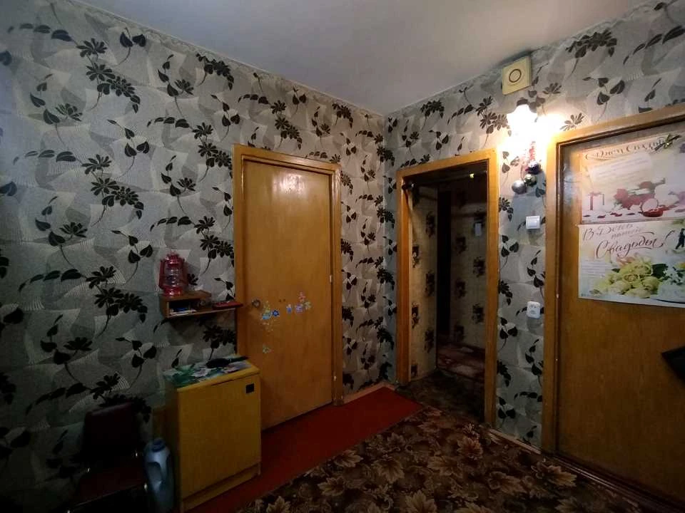 Apartment. Kharkiv, Traktorostudivnyky Ave.