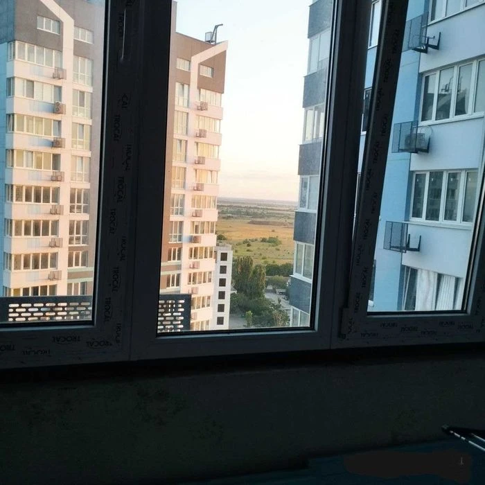 1-комнатная квартира в новом сданном ЖК "Скай Сити" на Варне