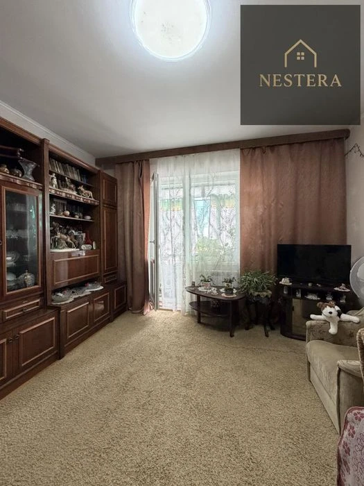 Продаж трикімнатної квартири з газовим опаленням