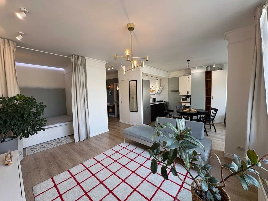 WITHOUT% Selling a 1-room apartment in the Parkland residential complex, Yunatska Street 17. Avton
