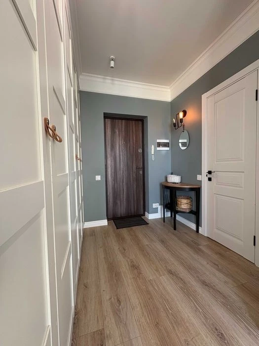 WITHOUT% Selling a 1-room apartment in the Parkland residential complex, Yunatska Street 17. Avton
