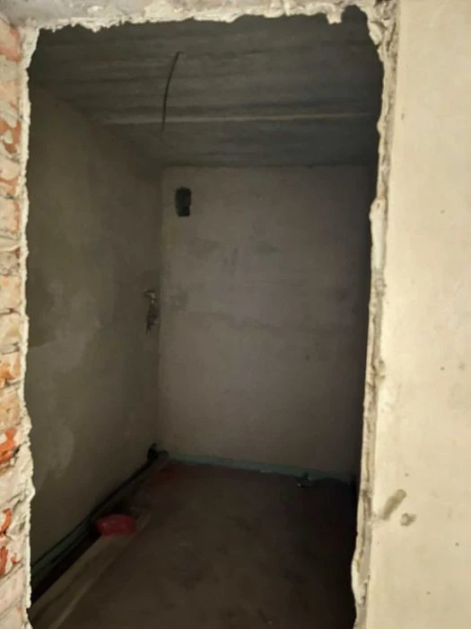 Продаж 1-к в новобудові + комірка / 2 поверх / 45м2/ Код: 15