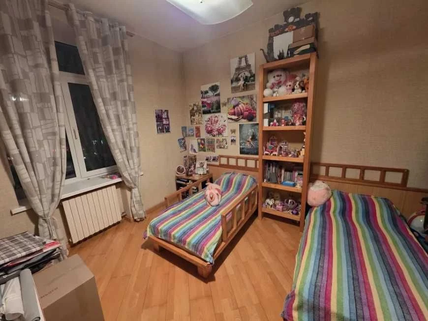 Renovated apartment 110 sq.m., Myru St.