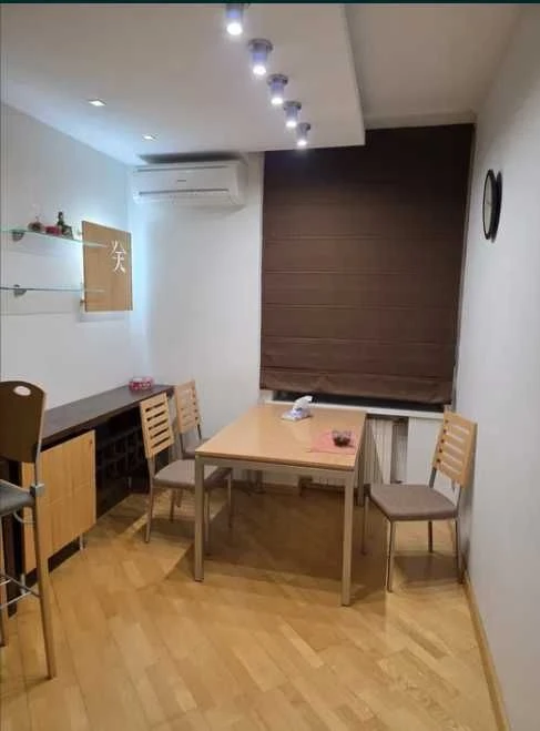 Renovated apartment 110 sq.m., Myru St.