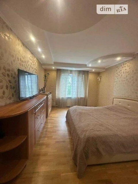 Sale of 3-room apartment 99 sq. m on Myloslavska st. 47A • ID 34