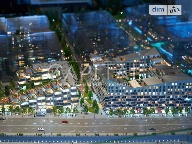 Продаж 4к квартири 131 кв. м на вул. Набережно-Рибальська до