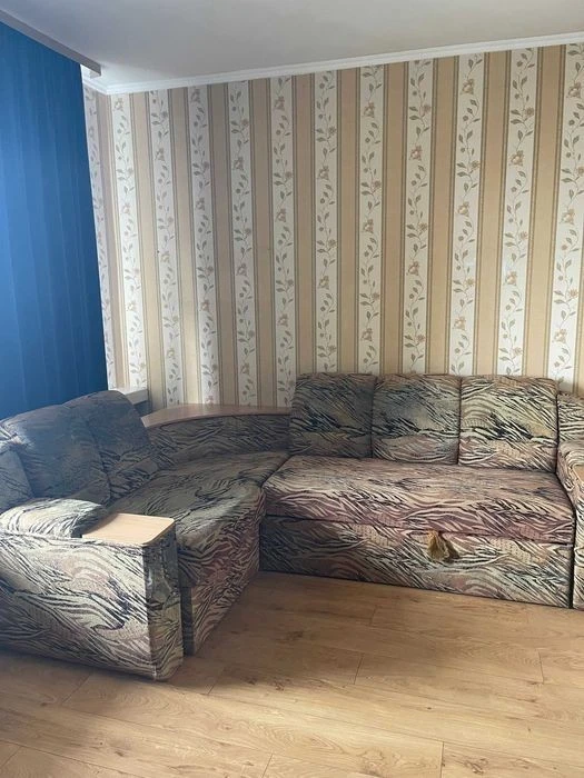 Продаж 3 кв Дарницький бульвар 1-А м. Дарниця
