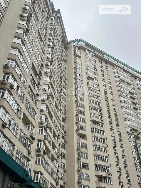 Sale of 1-room apartment 67 sq. m on Mytropolyta Vasylya Lypki St.
