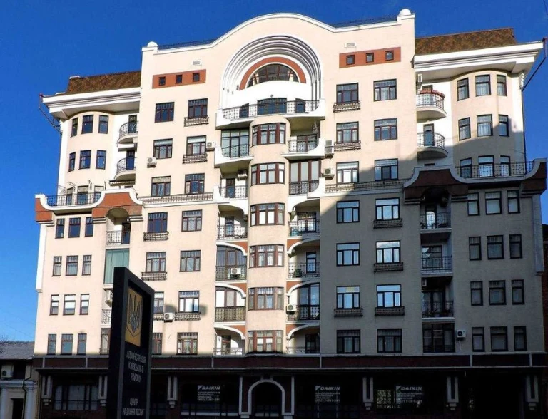 Bargaining! Residential Complex USADBA CHERNYSHOV! ELITE! Chernyshevskaya 50! 2-room apartment for sale.