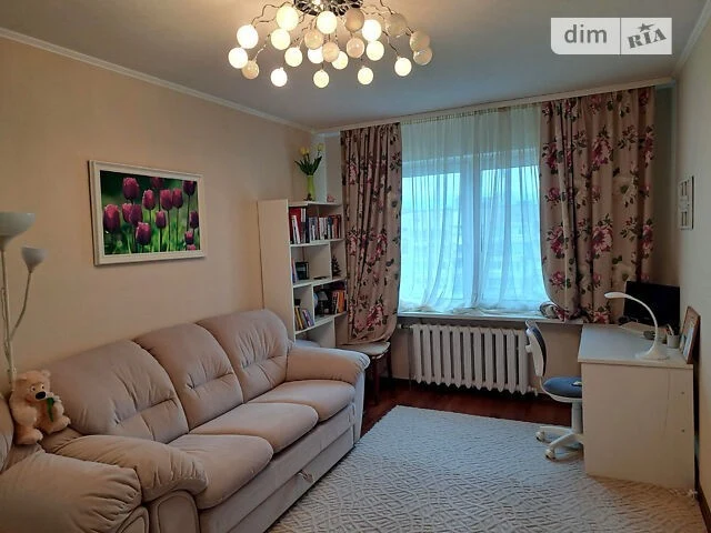 Sale of 3-room apartment 90.7 sq. m. on Mashinobudivna street 21A • ID