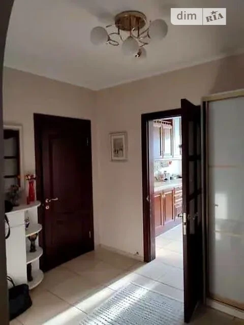 Продаж 3к квартири 90.7 кв. м на вул. Машинобудівна 21А • ID