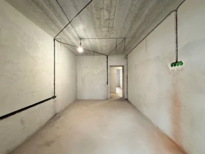 1 ком квартира! 43 м2, 4 этаж! Кирпич и газ Срочно