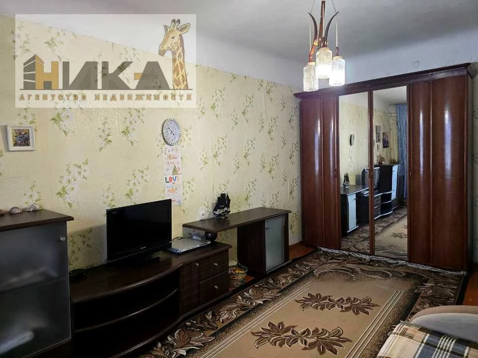 Квартира. Запорожье, Глиссерная ул.