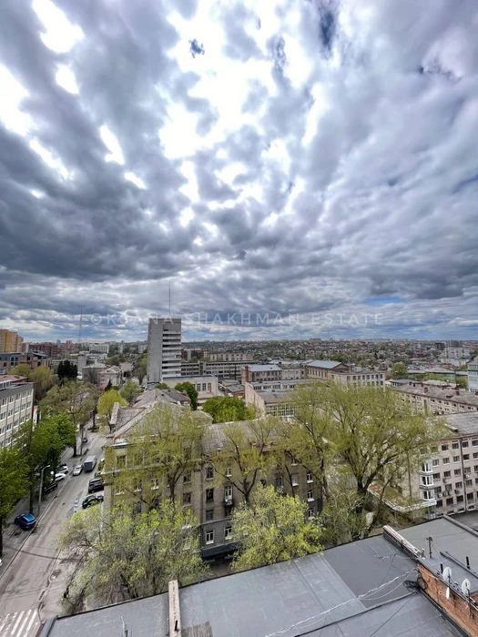Продам 3х комнатную квартиру