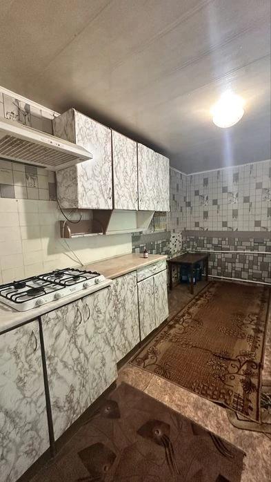Продам просторий будинок на вул.Пестеля