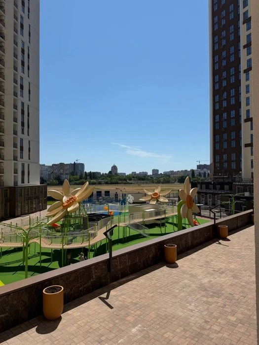 Продам квартиру Краснова Кадор 67 Жемчужина двушка 67 метров