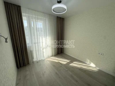Apartment. Kharkiv, Myru St.