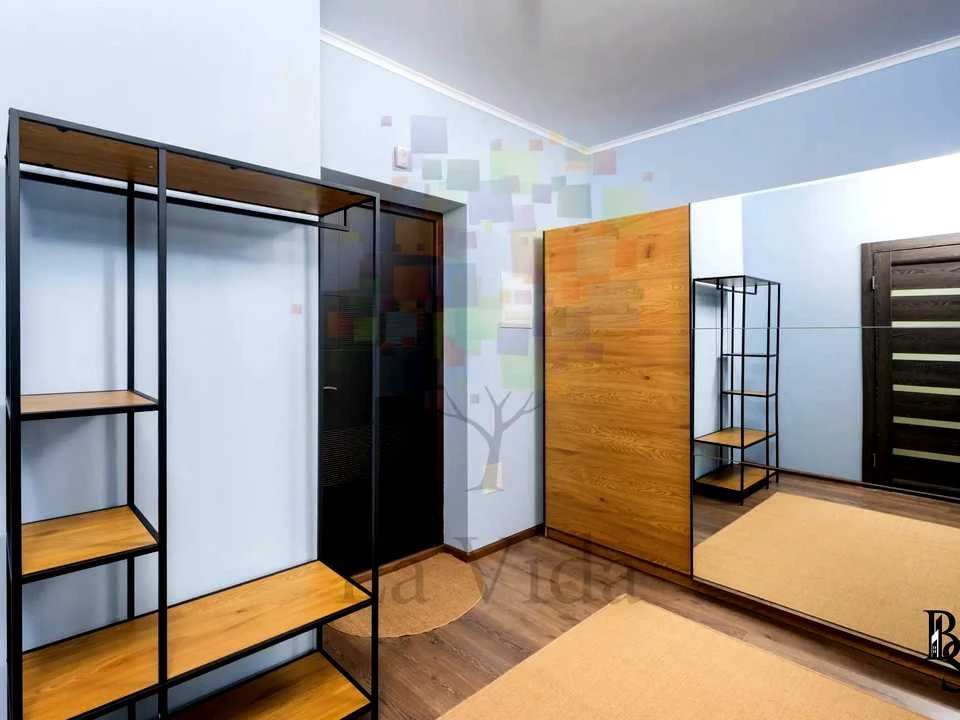 Apartment. Kyiv, Pryladny Lane.