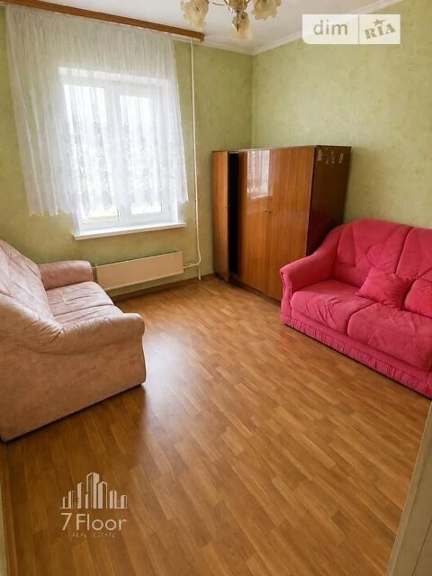 Sale of 3-room apartment 75 sq. m. on Oleksandry Ekster 10/87 street