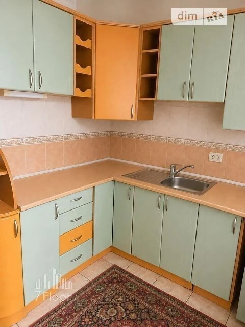 Sale of 3-room apartment 75 sq. m. on Oleksandry Ekster 10/87 street