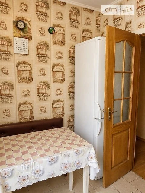 Sale of 3-room apartment 75 sq. m. on Oleksandry Ekster 10/87 street