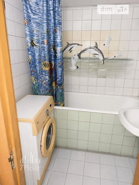 Sale of 3-room apartment 75 sq. m. on Oleksandry Ekster 10/87 street