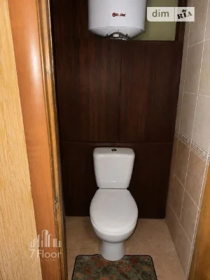 Sale of 3-room apartment 75 sq. m. on Oleksandry Ekster 10/87 street