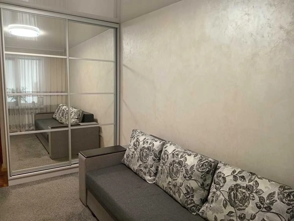 Apartment. Lviv, Kulparkivska St.