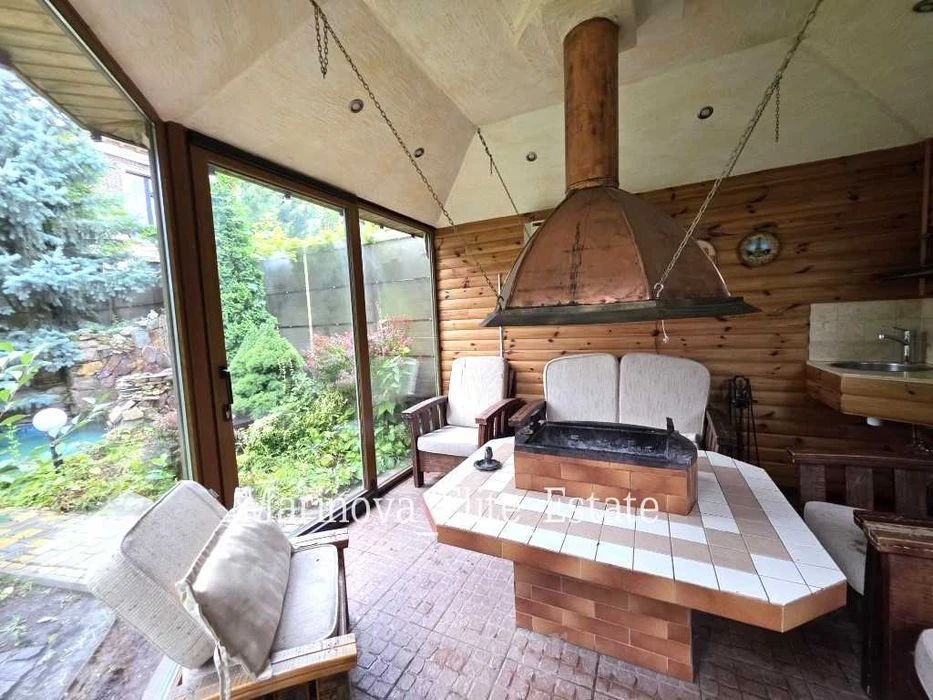 Quality house/brick 7th century B Fontana 5 acres Banya Kupel