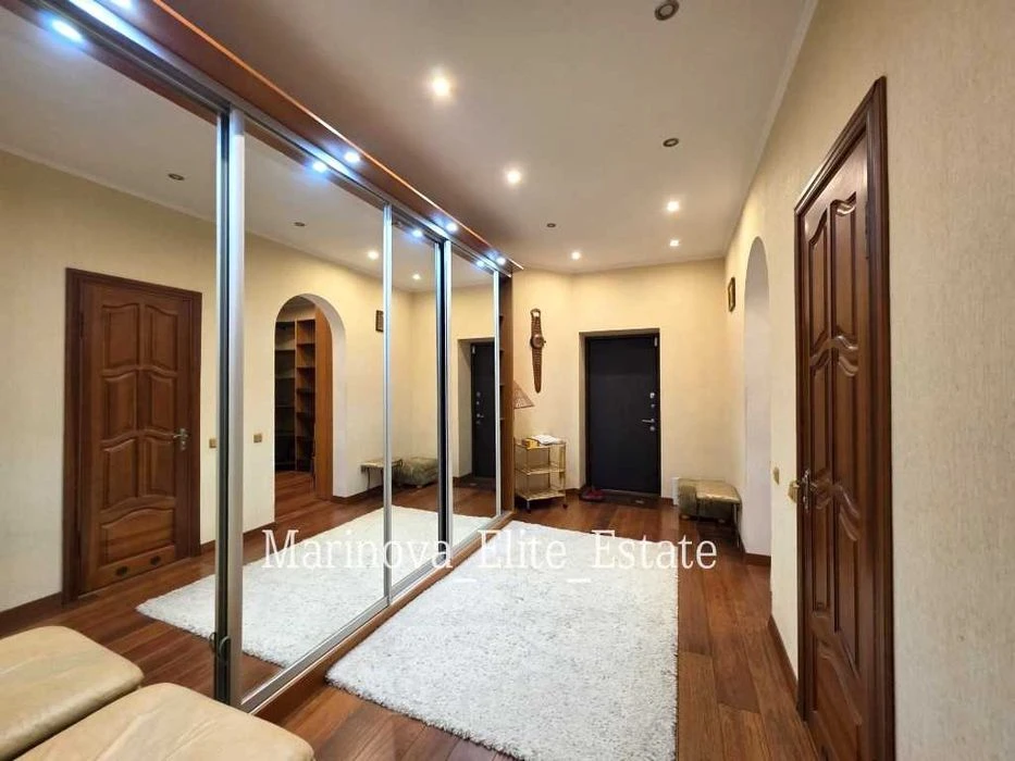 Quality house/brick 7th century B Fontana 5 acres Banya Kupel