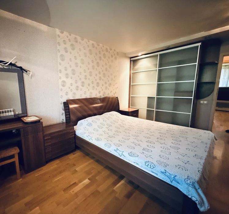 Three-room apartment for sale in Saltovka