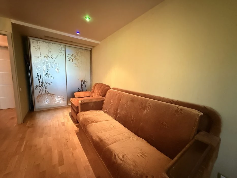 Three-room apartment for sale in Saltovka