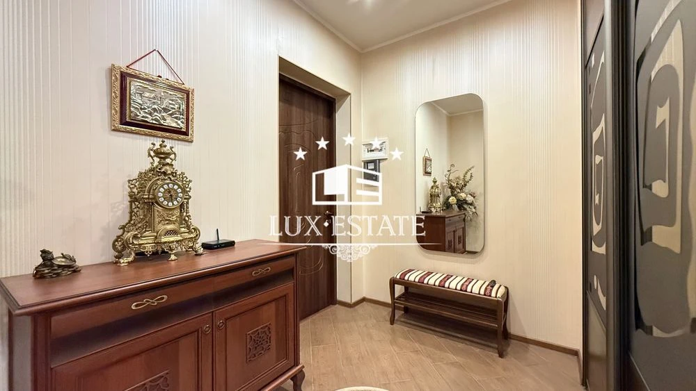 Two-room apartment for sale in the prestigious East-West residential complex.