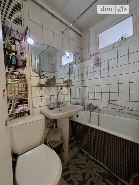 Sale of 2-room apartment 47 sq. m. on Bulvarno-Kudryavska Street 11/