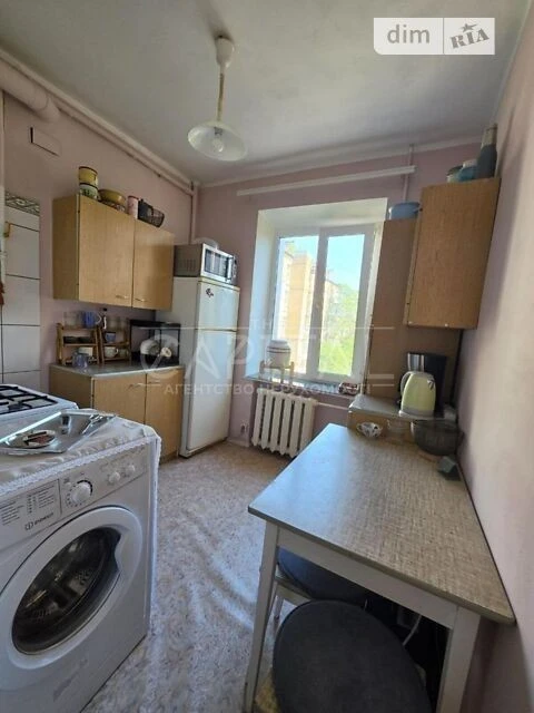 Sale of 2-room apartment 47 sq. m. on Bulvarno-Kudryavska Street 11/