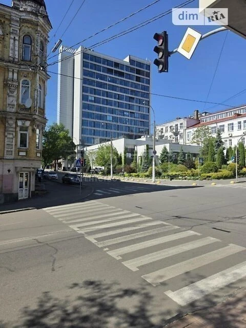 Sale of 2-room apartment 47 sq. m. on Bulvarno-Kudryavska Street 11/