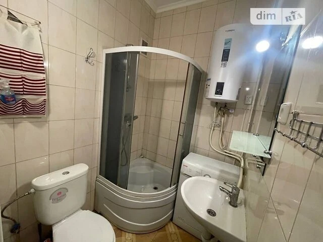 Sale of 1-room apartment 28.1 sq. m. on Velyka Vasylkivska 1 st.