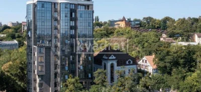 No commission for the buyer % Sale of a 3-room apartment (2 s