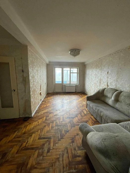 Можна по сертифікату. Продам 3-к.кв, Хортицький  вул. В.Серг