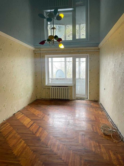 Certificate. 3-room apartment for sale, Khortytskyi St. V. Sergiyenka 5/9