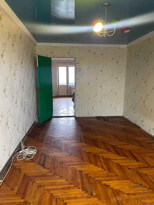 Certificate. 3-room apartment for sale, Khortytskyi St. V. Sergiyenka 5/9