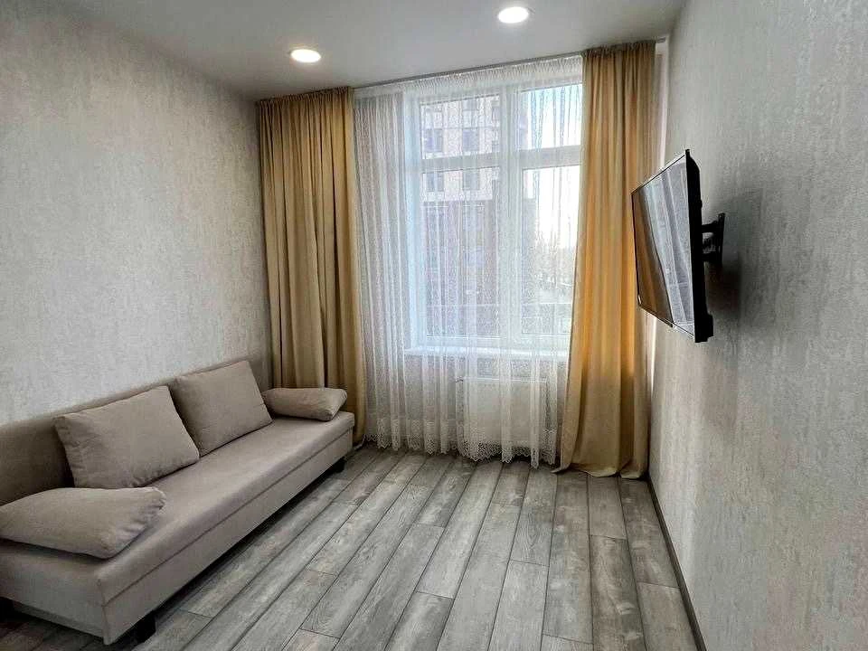 Apartment. Odesa, Krasnova St.