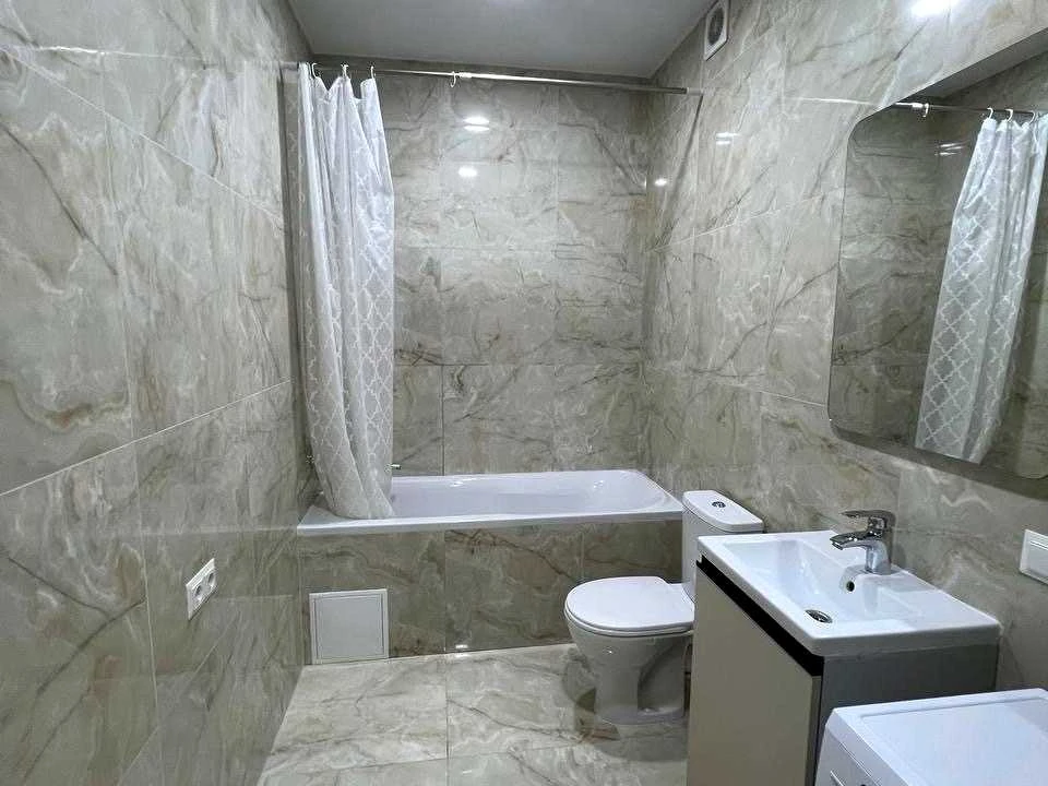 Apartment. Odesa, Krasnova St.