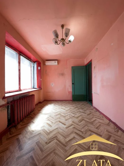 3-room apartment for sale Sotsmisto