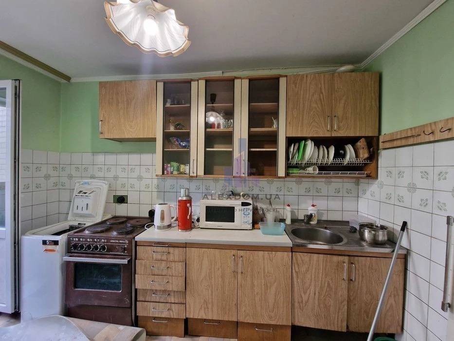 2-room apartment for sale, Antonovicha St., building 102, Pal metro station