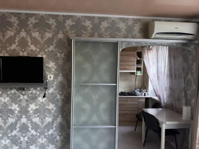 1 room apartment near Arcadia