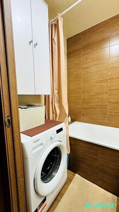 Продаж / Квартира /  Рівне