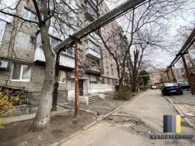 Продаж 2к квартири пр-т Науки (Гагаріна) 3