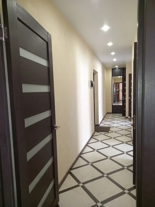 Selling a 2-room apartment in the Newton residential complex.